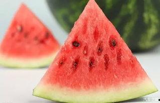 网上吃瓜越吃越清醒吗,揭秘网络舆论中的清醒与迷茫