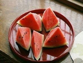 最新吃瓜事件宁陵,揭秘最新吃瓜事件背后的真相与争议