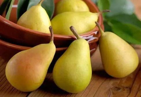 吃梨瓜喉咙不舒服,揭秘食用注意事项