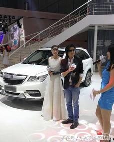 吃瓜上海车展,吃瓜群众围观汽车盛宴