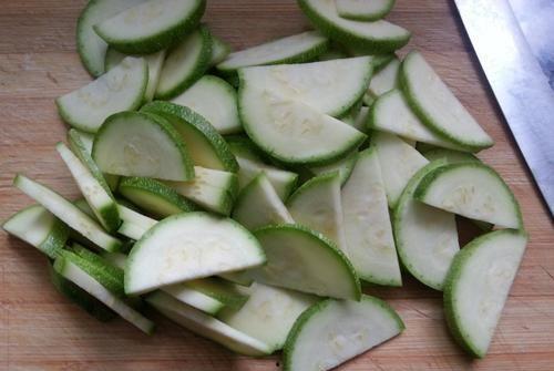 葫芦瓜可以蒸肉吃吗视频